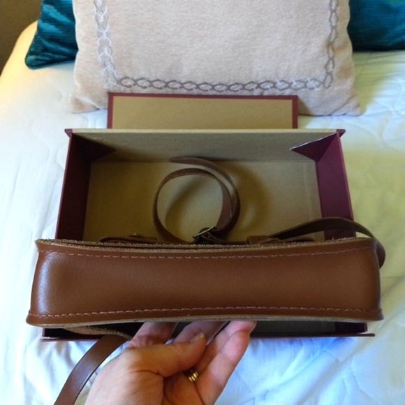 Cambridge Satchel Company Leather Double Buckle Crossbody Bag Made in England - Picture 12 of 12